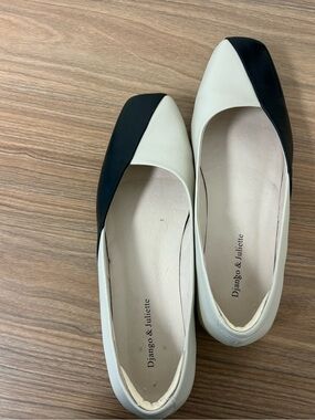 Django & Juliette Ivory and Black Two-Tone Flats